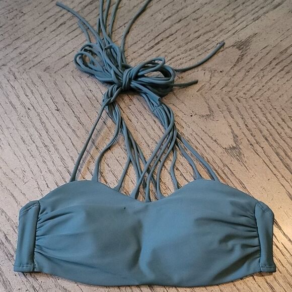 Dark green bikini top size Small Xhilaration 💚 - Picture 1 of 3